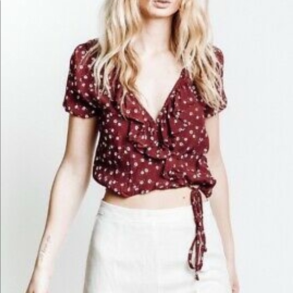 FAITHFULL THE BRAND Sz XS 2 CARAYES WRAP BLOUSE TOP IN BETINA FLORAL Revolve - Picture 5 of 12